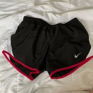 NIKE DRI FIT SHORTS XS